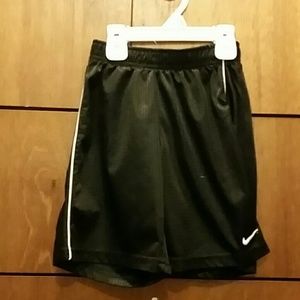 💚 Black Nike shorts 💚